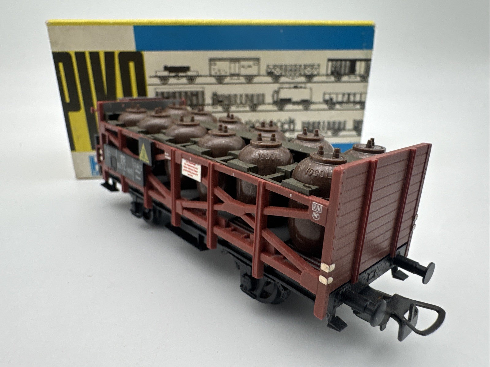 Piko H0 Topfwagen 5/6454/010Säuretopfwagen Güterwagen Güterwagon DR Bremserhaus
