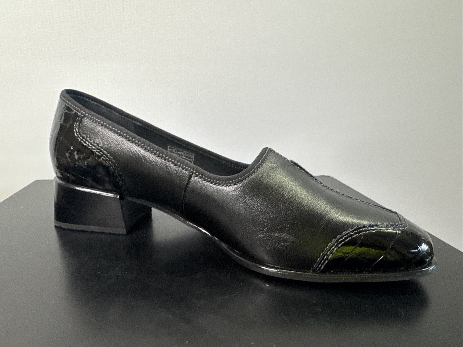 Ara Pumps Gr. 5,5 Schwarz  Leder Absatzschuh