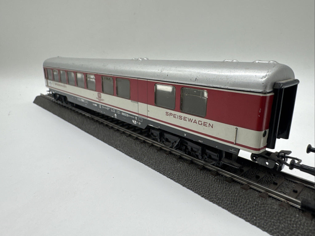 Märklin H0, Speisewagen 51 80 88- 80 233-6, Komplett aus Metall #548