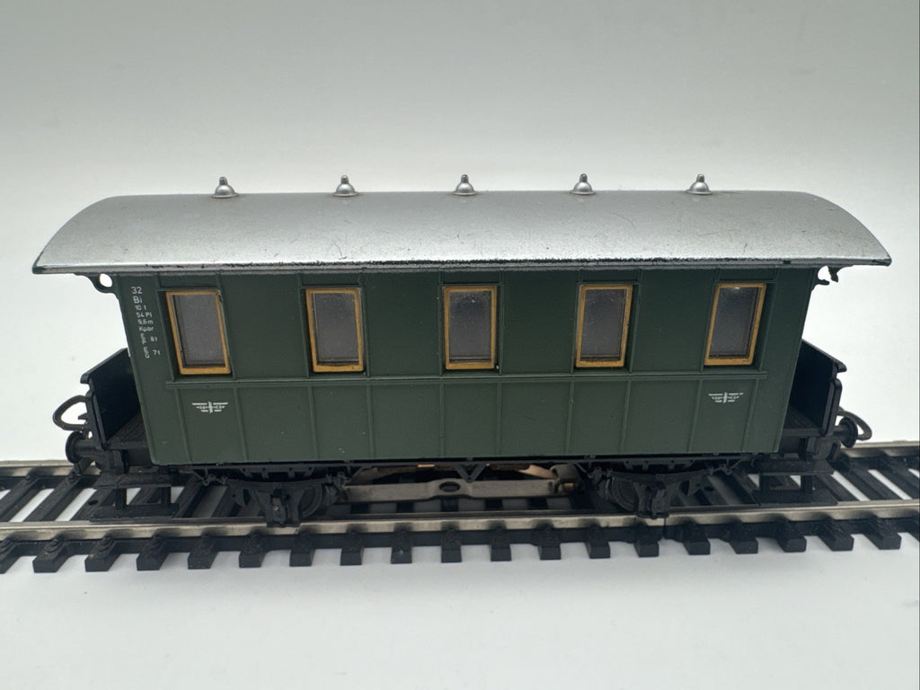 Märklin H0 DC Personenwagen 32 Bi grün