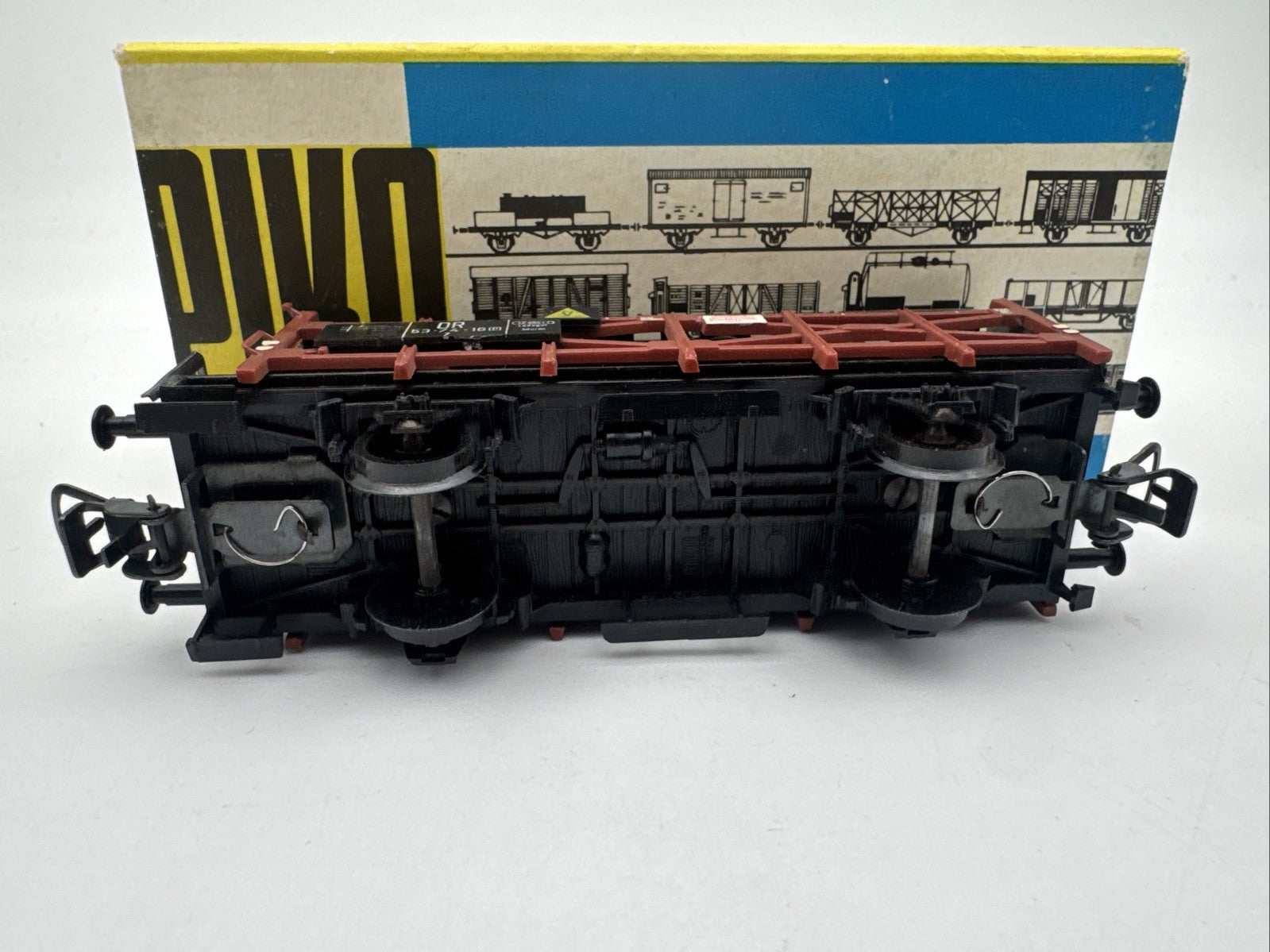 Piko H0 Topfwagen 5/6454/010Säuretopfwagen Güterwagen Güterwagon DR Bremserhaus