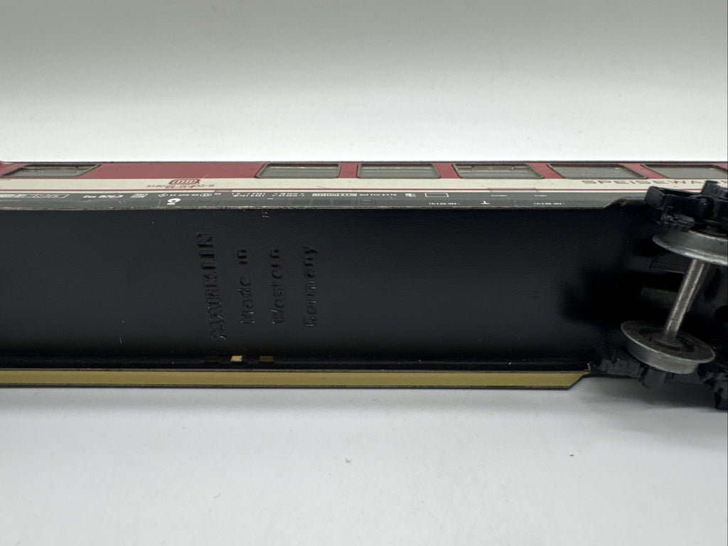 Märklin H0, Speisewagen 51 80 88- 80 233-6, Komplett aus Metall #548