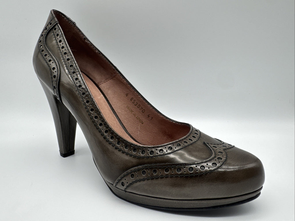 Gadea Pumps Gr. 41 Braun Leder Damen Absatzschuh 