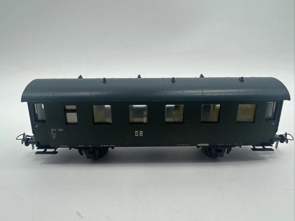 Piko Personenwagen 344-224 Bi 54 PI - DR - grün - weiße Schrift - H0 HO 1:87
