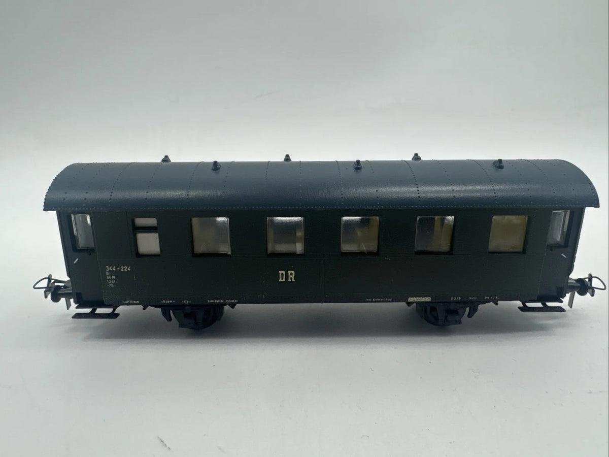 Piko Personenwagen 344-224 Bi 54 PI - DR - grün - weiße Schrift - H0 HO 1:87