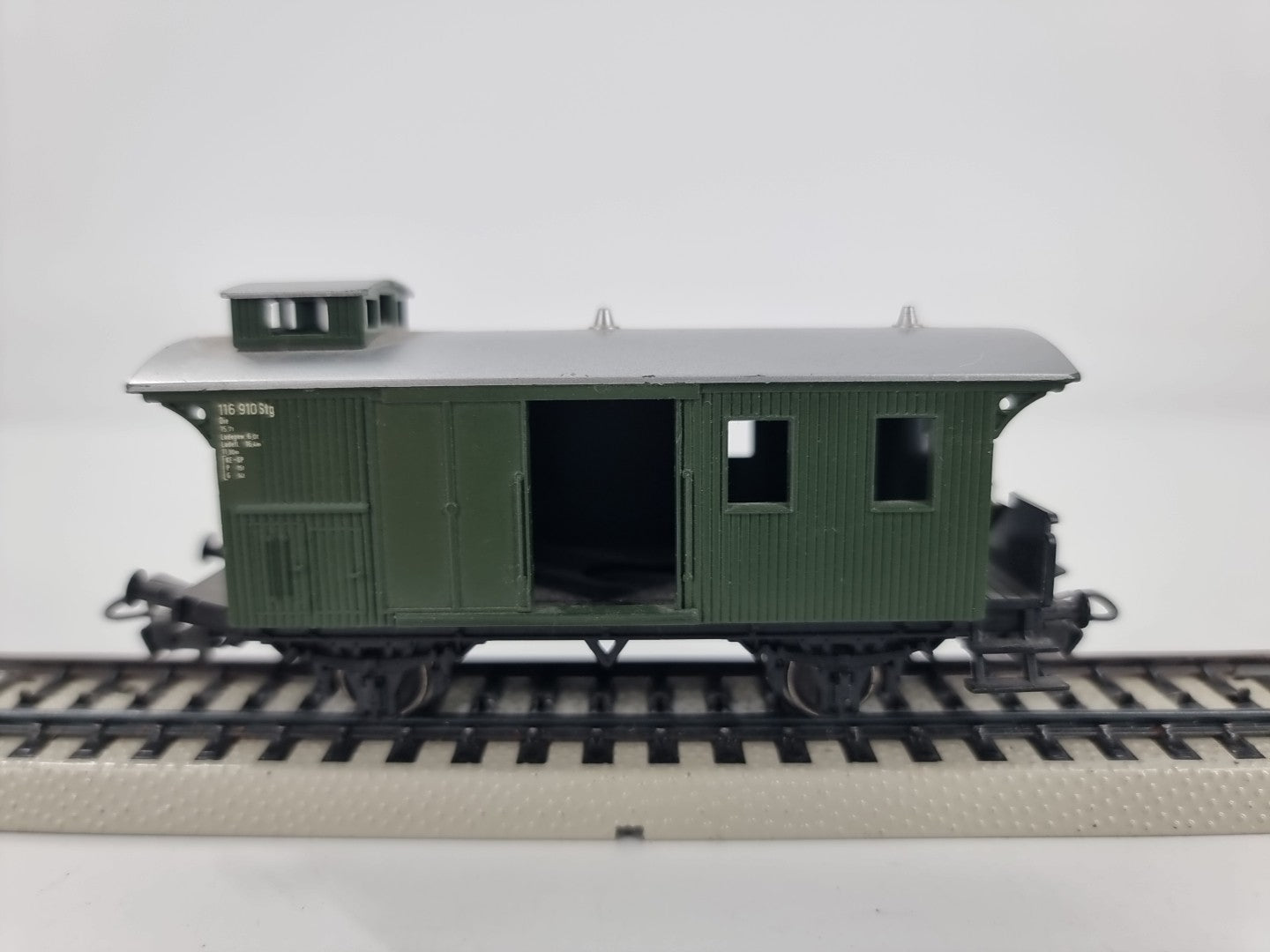 H0 Märklin  4038   Gepäckwagen 116 910  Stg