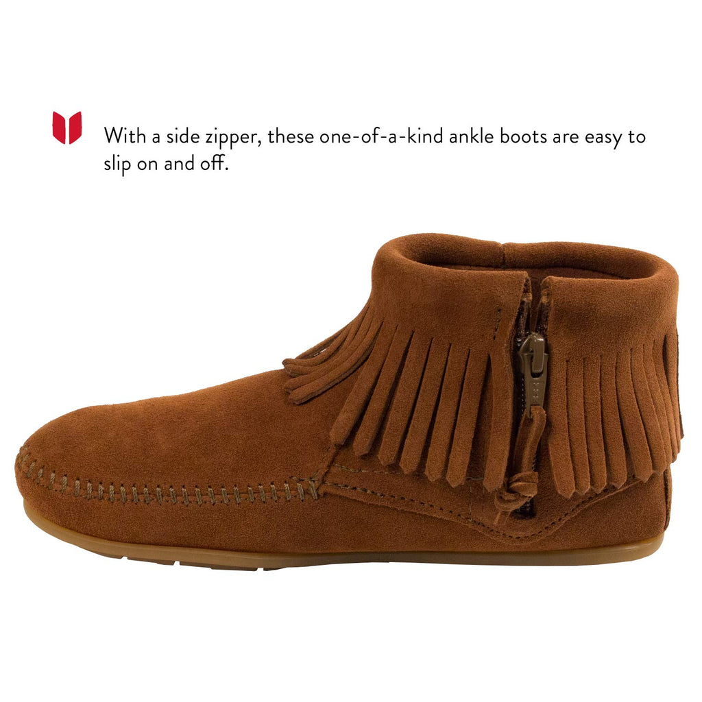 Minnetonka Damen Concho/Feather Side Zip Boot Bootsschuh