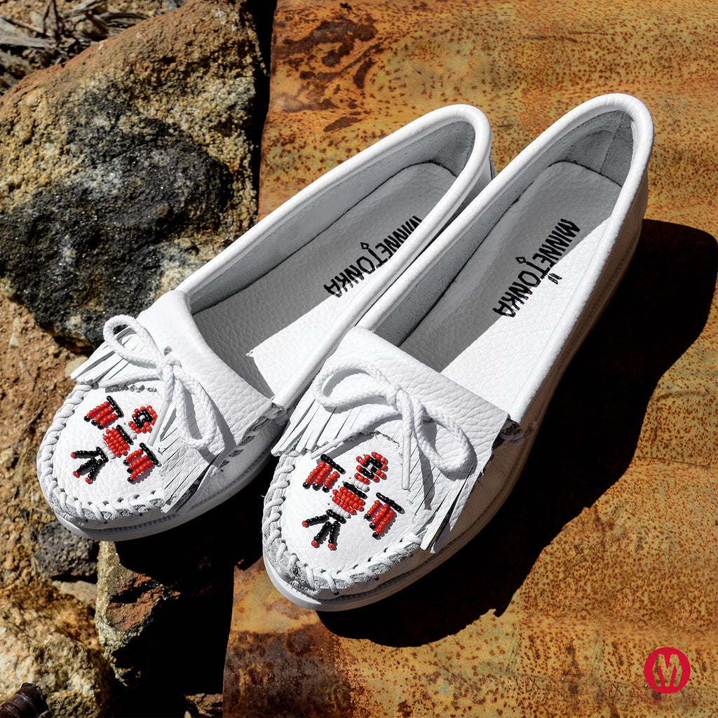 Minnetonka Thunderbird II, Damen Mokassin, Weiß (White 4), 37 EU