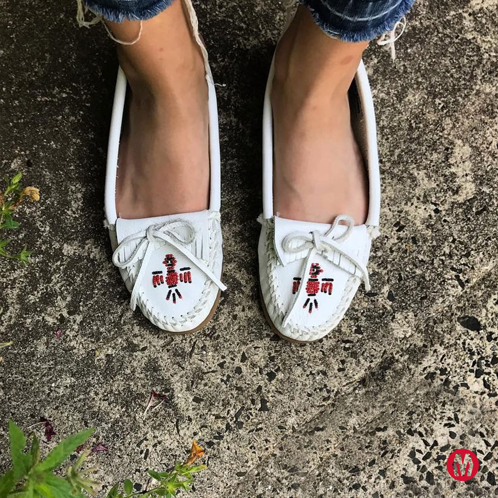 Minnetonka Thunderbird II, Damen Mokassin, Weiß (White 4), 37 EU